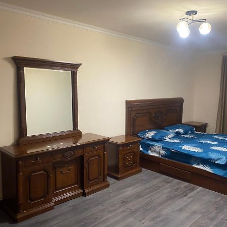 3 Cosy Apartment Near Airport Evn Єреван Екстер'єр фото